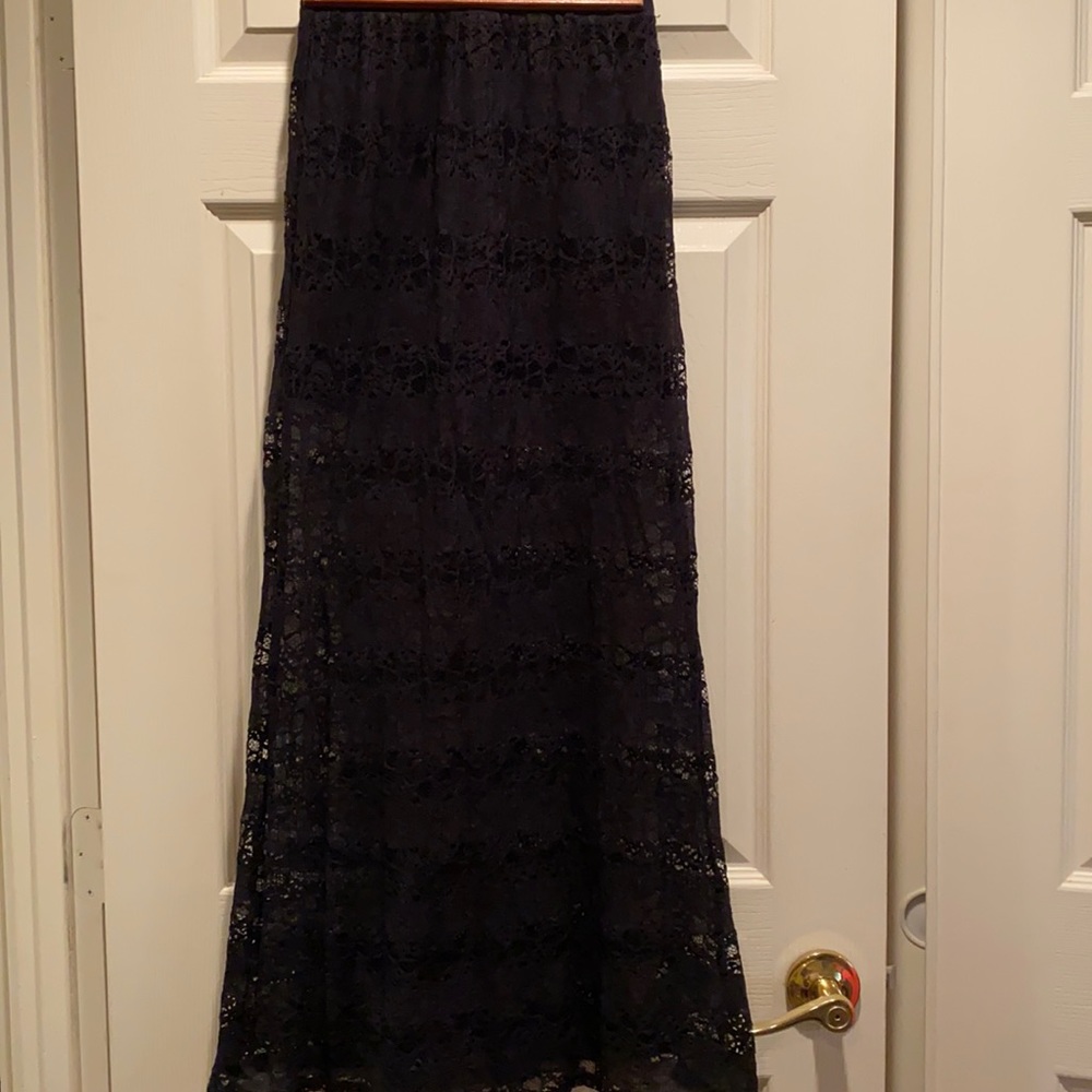 Small lace skirt